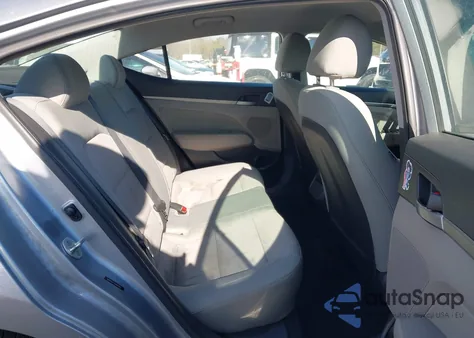 2017 Hyundai Elantra Se z USA, uszkodzony, nr VIN 5NPD84LF1HH091652